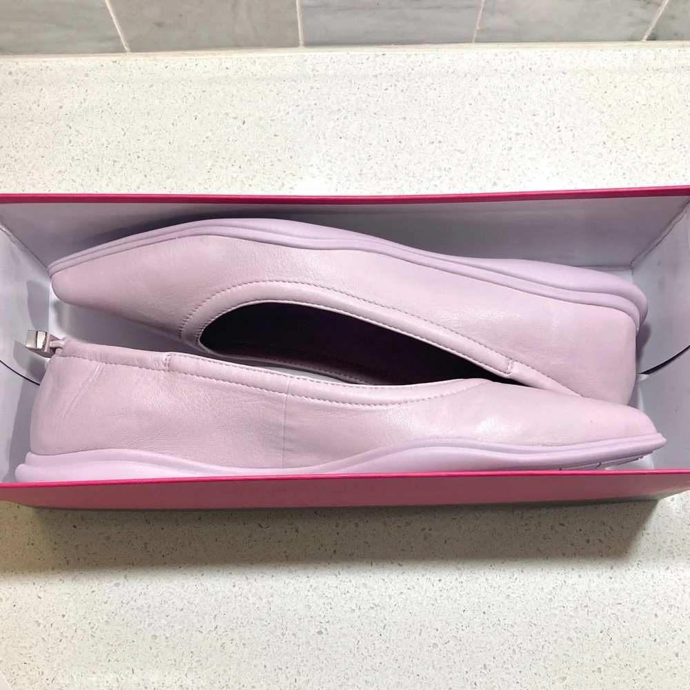 Vince Camuto Bendreta Flat VC-Bendreta lavender haze baby sheep NWT size 8